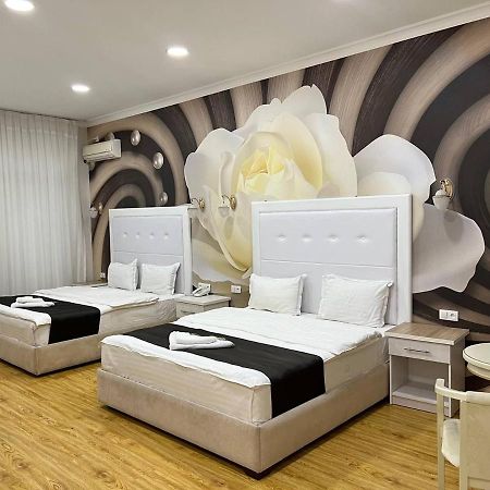 Queens 2 Hotel Tasjkent Eksteriør billede