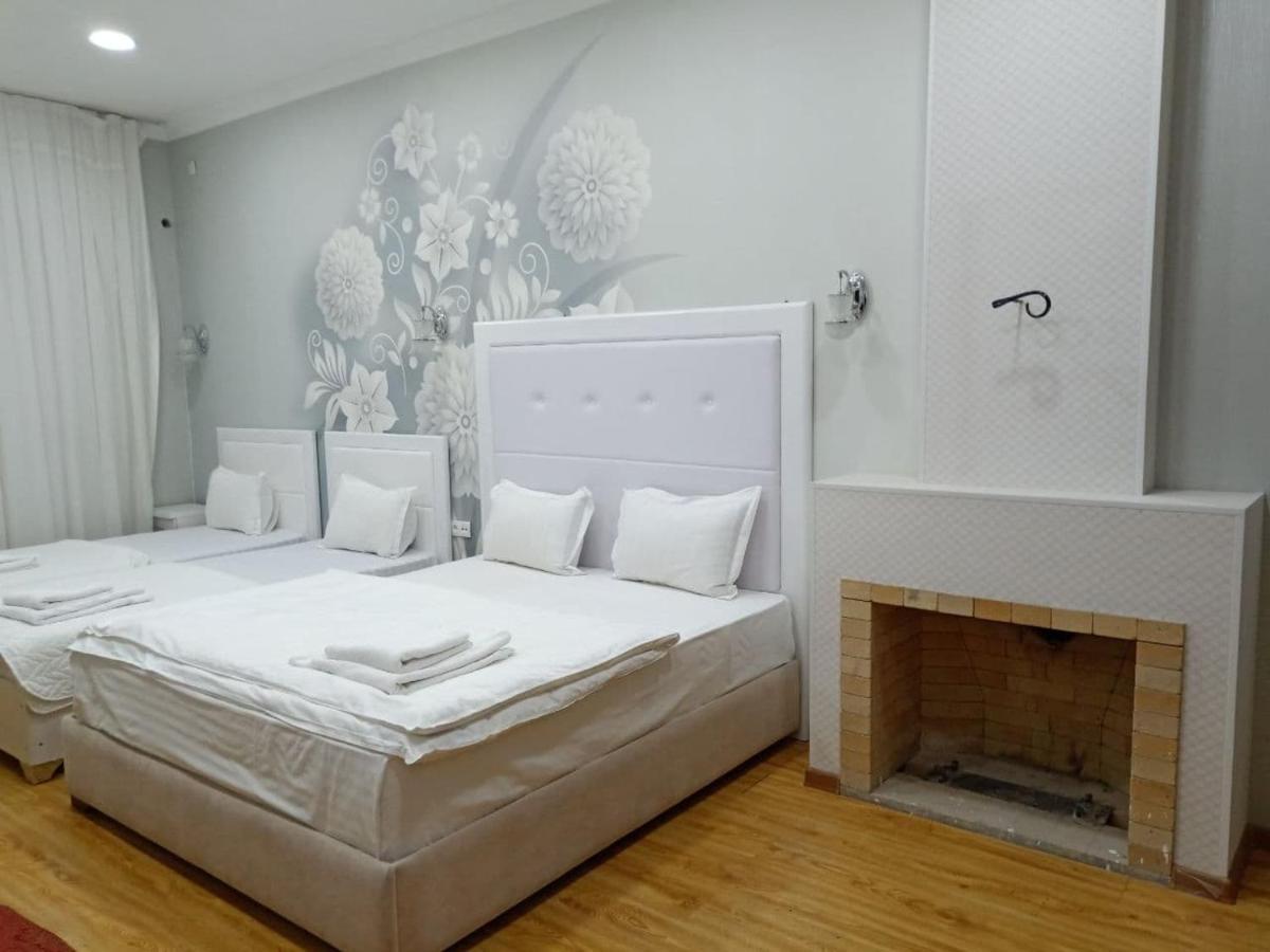 Queens 2 Hotel Tasjkent Eksteriør billede