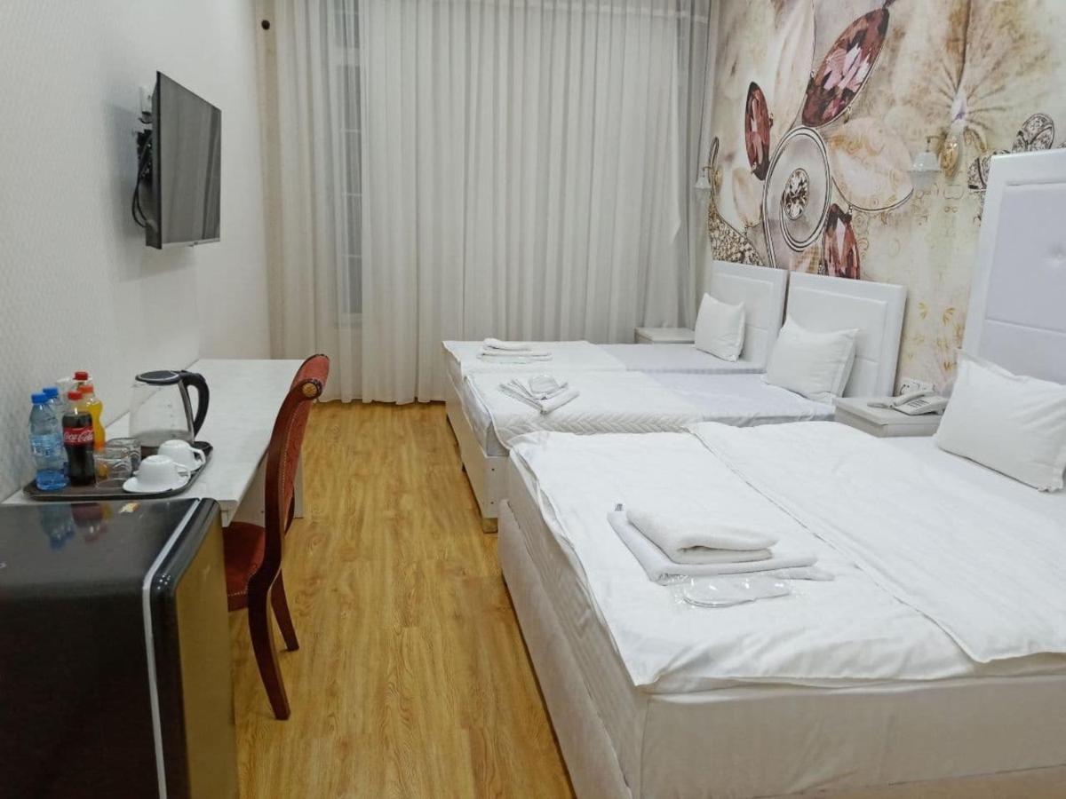 Queens 2 Hotel Tasjkent Eksteriør billede