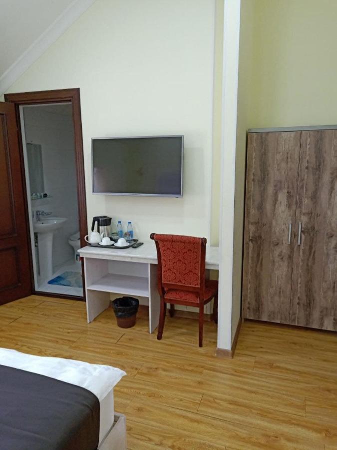 Queens 2 Hotel Tasjkent Eksteriør billede