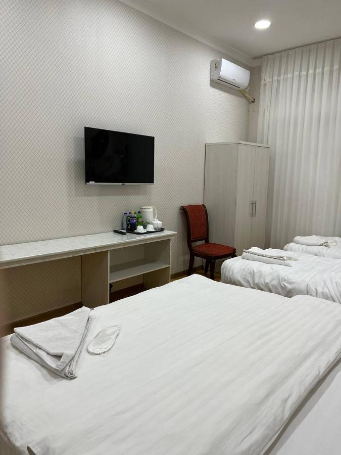Queens 2 Hotel Tasjkent Eksteriør billede
